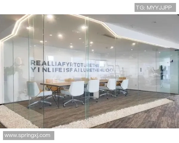 北京羽毛球队包夹战术解析与实战应用探讨